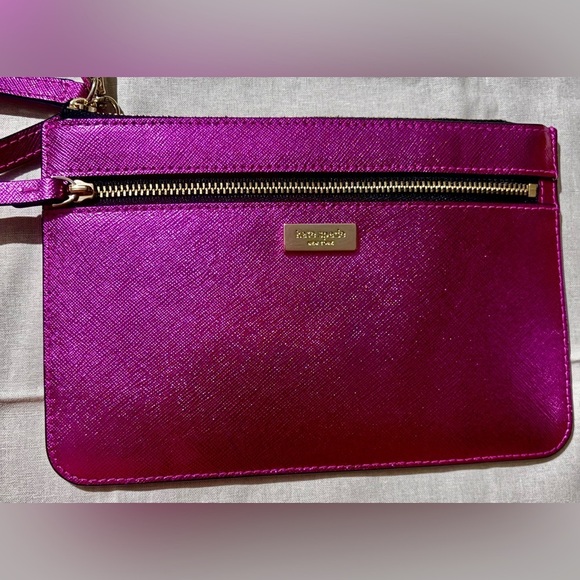 Kate Spade Laurel Way Tinie Bayarose Wristlet - Picture 6 of 8